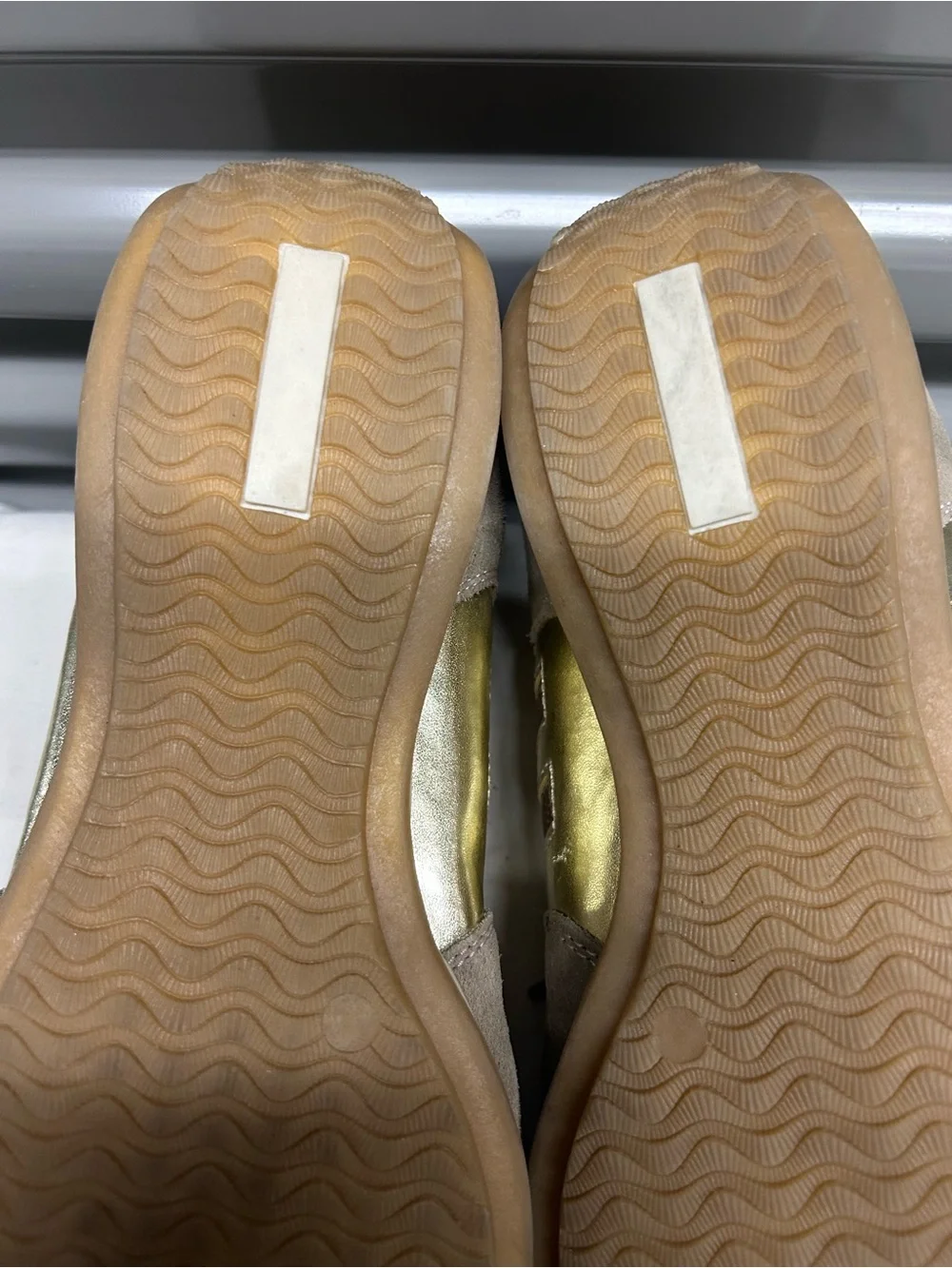 Men's Casual Suede Sneakers in Taupe with Metallic Accent